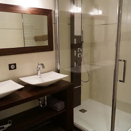 Guest house Chambres D'hotes La Leva Villette-d'Anthon